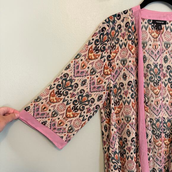 Torrid Kimono Cover Up Womens 00 Geometric Boho Open Maxi Duster Cardigan Pink - Picture 3 of 8